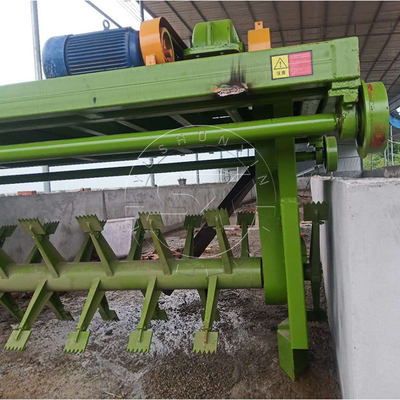 Turnatore di compost a scanalatura professionale da 2800 kg per una produzione ottimale di compost a vermi
