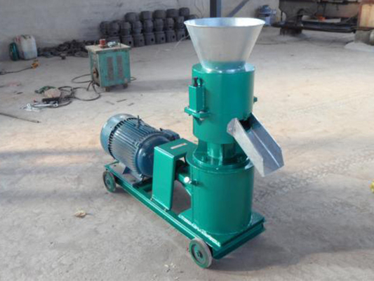 Tecnologia di prima classe Macchine per pellet compressi a film piatto 3-30kw Macchine per pellet alimentari