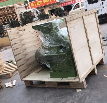 2000r/min Macchina di frantumazione di gabbie per la frantumazione di materiali Vantaggio Non facile da bloccare Facile