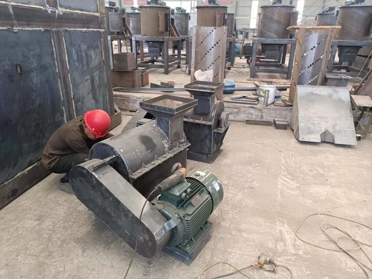 2000r/min Macchina di frantumazione di gabbie per la frantumazione di materiali Vantaggio Non facile da bloccare Facile