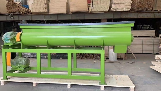 Produzione continua di 2024 Prodotti con materiali di miscelazione a doppio albero completamente miscelati
