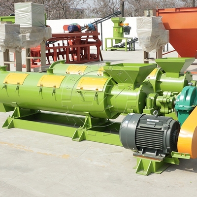 Macchina per la granulazione umida di fertilizzanti organici con capacità da 1 a 6 t/h e peso di 5100 kg