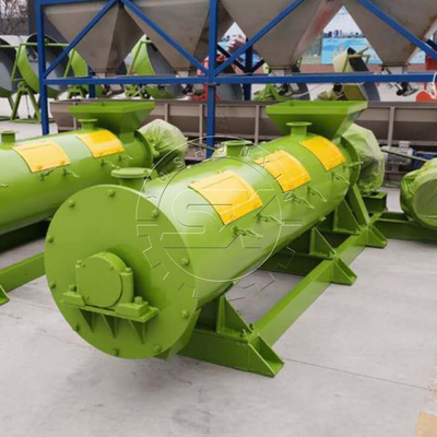 Macchina per la granulazione umida di fertilizzanti organici con capacità da 1 a 6 t/h e peso di 5100 kg