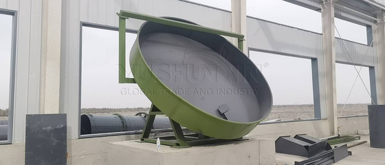Granulatore YSX per la produzione di granuli di sabbia/bentonite per gatti presso un impianto di produzione